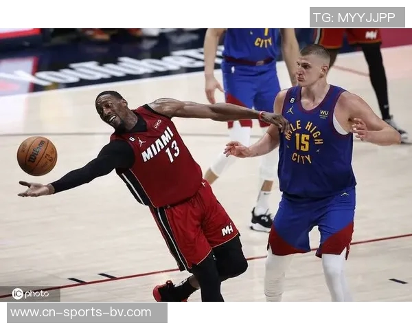 阿德巴约强调阿贾总决赛领先优势不容忽视全队保持高度专注状态 阿德巴约强调阿贾总决赛领先优势不容忽视全队保持高度专注状态