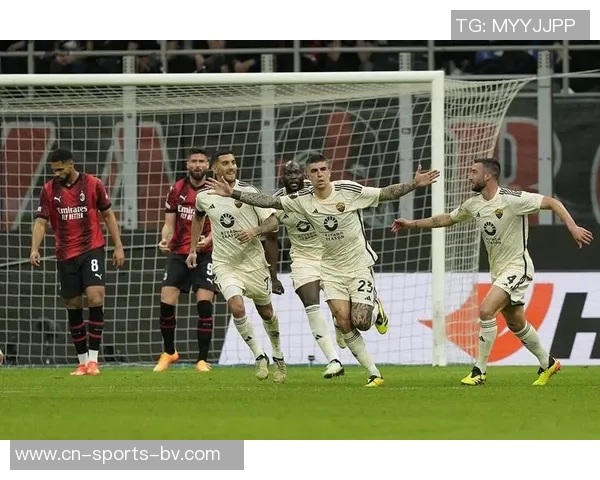 小曼奇尼坚定支持加斯佩里尼罗马有望获得欧冠资格与意杯冠军 小曼奇尼坚定支持加斯佩里尼罗马有望获得欧冠资格与意杯冠军