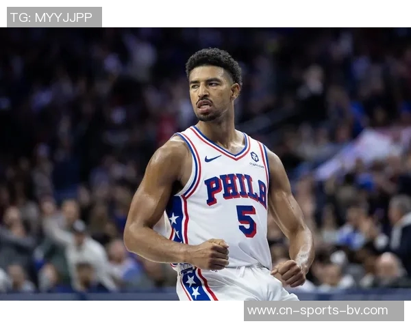 格莱姆斯外线火力全开13投7中三分精准6中4独揽22分助攻抢断齐飞