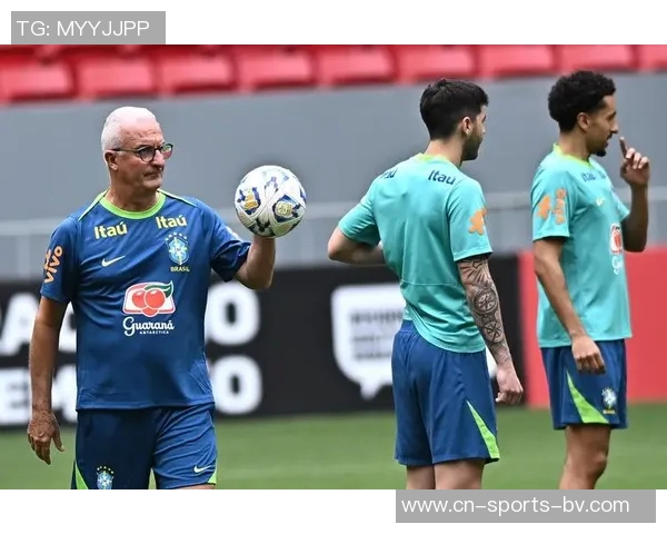 长友佑都社交媒体庆祝战胜巴西队这一历史性时刻将铭刻在足球史册中 长友佑都社交媒体庆祝战胜巴西队这一历史性时刻将铭刻在足球史册中