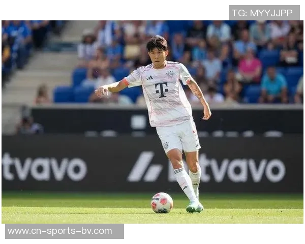 法尔克确认金玟哉不离队拜仁防线引援将聚焦右后卫位置